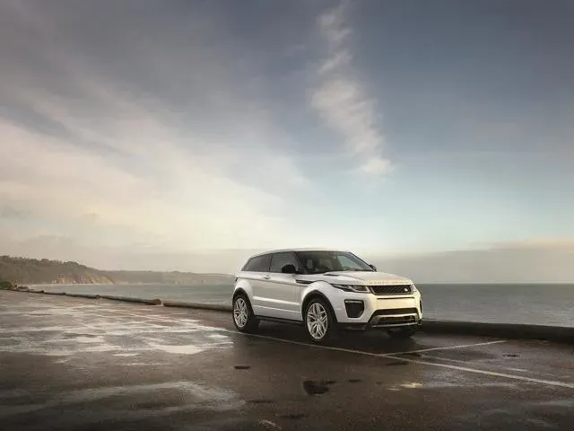 Обзор нового Range Rover Evoque 2016 года