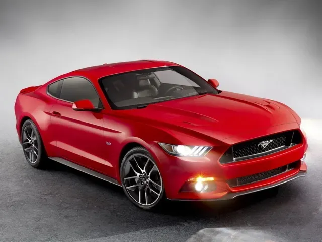 Ford Mustang 2015 – обновленный Форд Мустанг