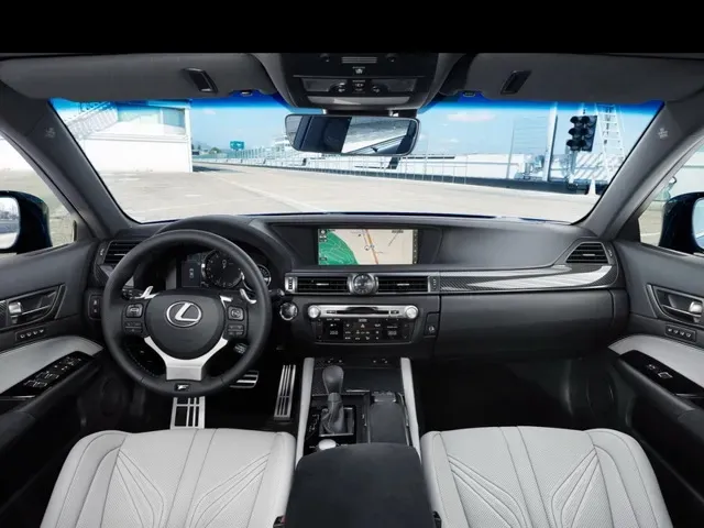 Дебютировал новый Lexus GS F 2016